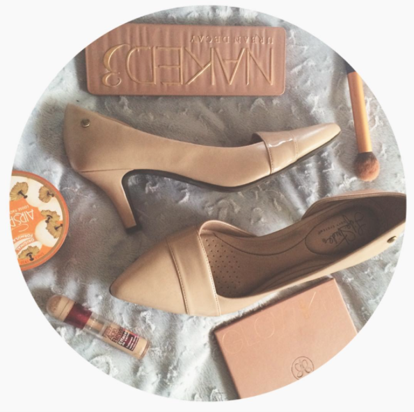 These lifestride pumps in beige are comfortable. 
